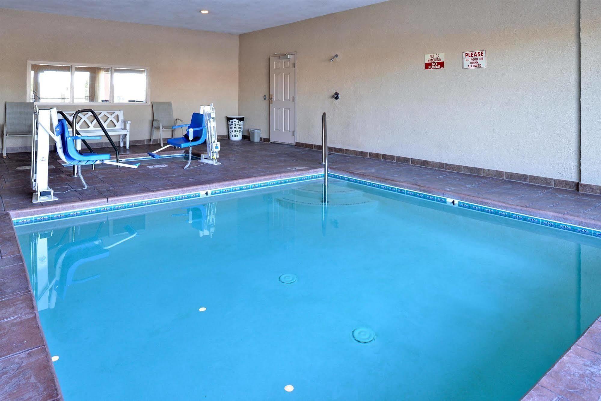 Americas Best Value Inn Westmorland מראה חיצוני תמונה